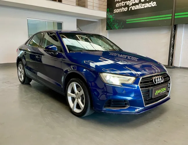 Audi A3 Sedan 1.4 TFSI Flex Tiptronic 4P 2017