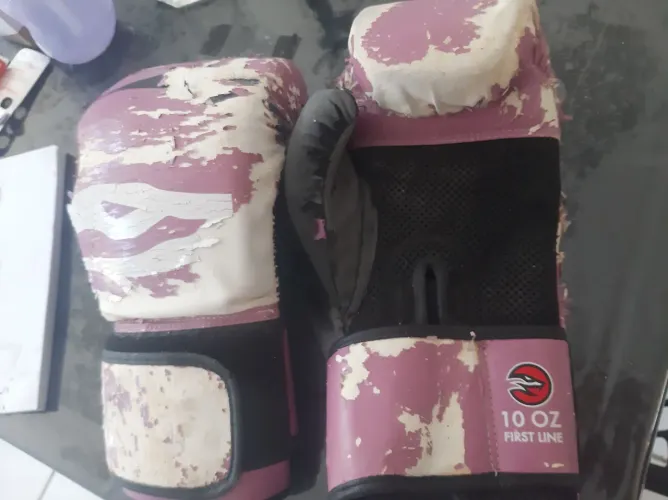 Luva de Boxe Naja 10oz Original Usada - Treino / Muay Thai