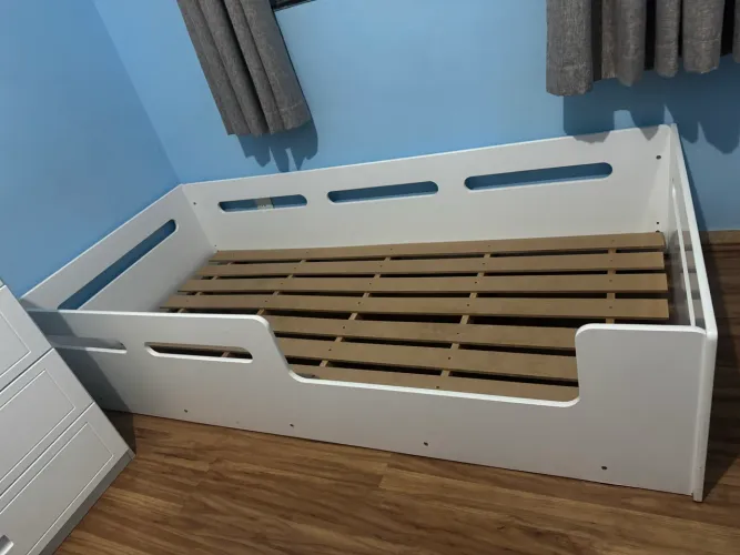 Cama solteiro montessoriana