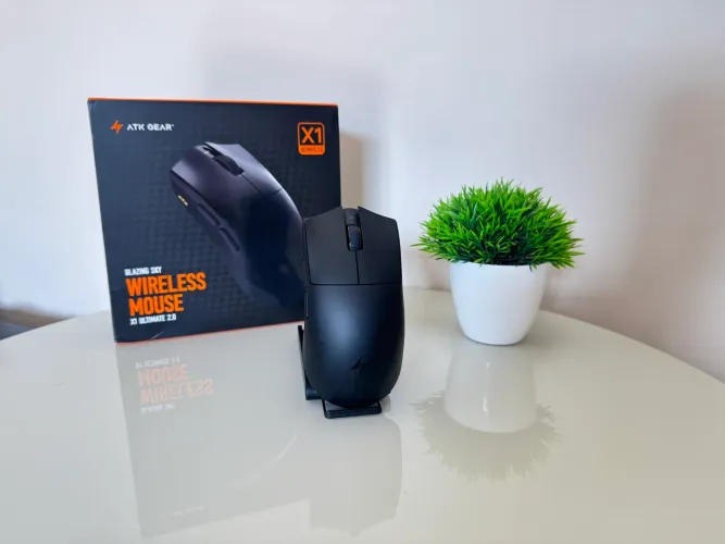 Mouse ATK X1 V2 Ultimate - Apenas 2 Semanas de Uso
