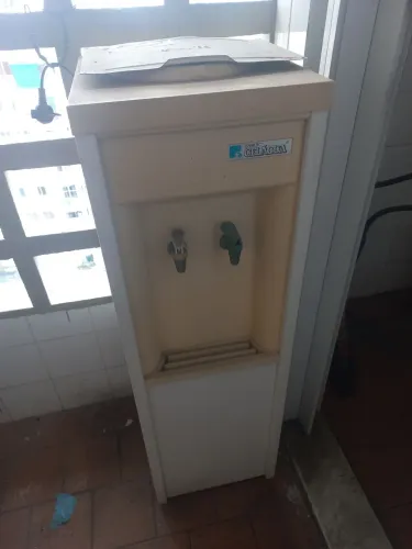 Bebedouro Eletrolux Gelágua
