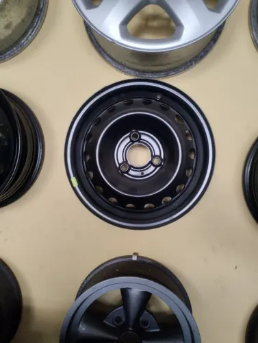 Roda aro14 Renault kuid