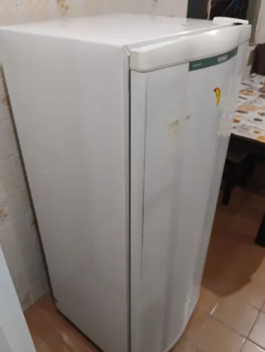 Vendo Geladeira Consul - 1 porta - Degelo 