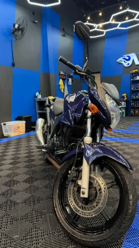 Honda Cb 300r; 2011; Cor exclusiva. Moto extremamente conservada, toda revisada.