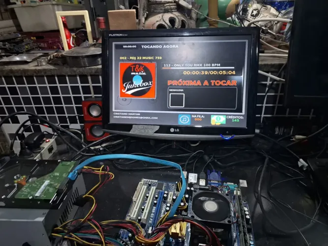 Juckbox tkmusic completo. Hd.memoria.processador. placa mãe e cooler