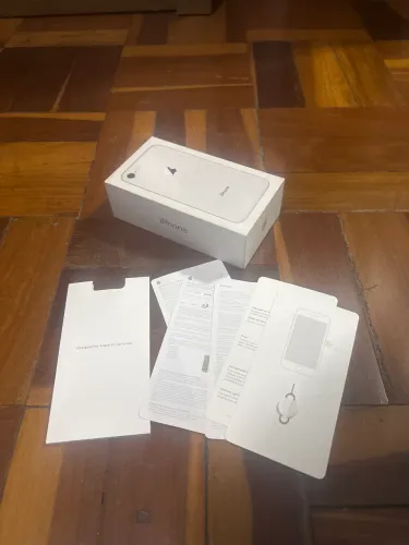 Caixa iPhone 8