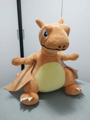 Pokémon Charizard - Pelúcia Gigante Nova 