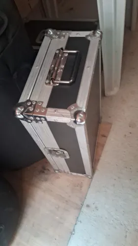 Vendo mesa de som yamaha mg10xuf