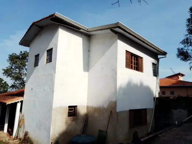 Fazenda à Venda em Estância Santa Lúcia com 3 Dormitórios/Quartos e Área Ampla