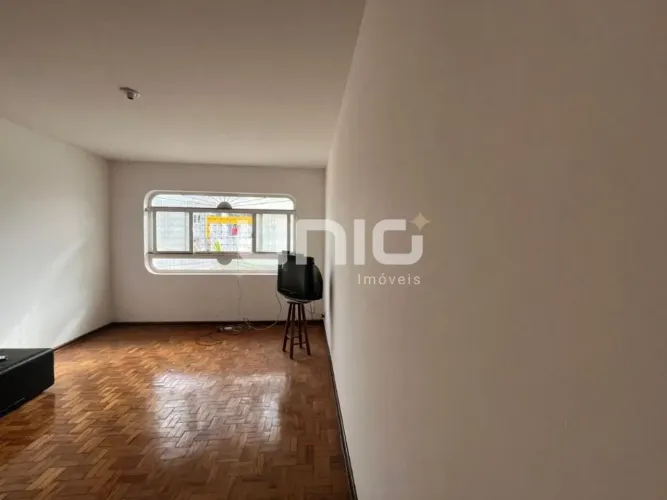 Casa com 3 dormitórios para alugar, 192 m² por R$ 3.648,58/mês - Vila Independência - Pira