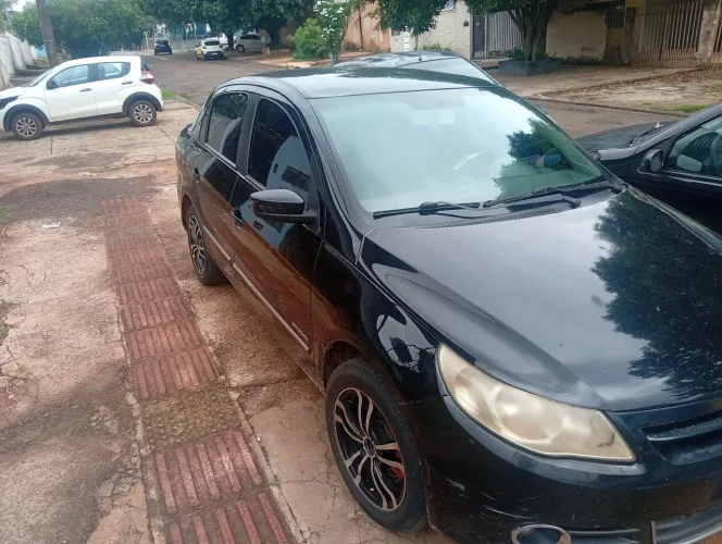 Volkswagen Voyage Comf/highli. 1.6 MI T.flex 8V 4P 2010