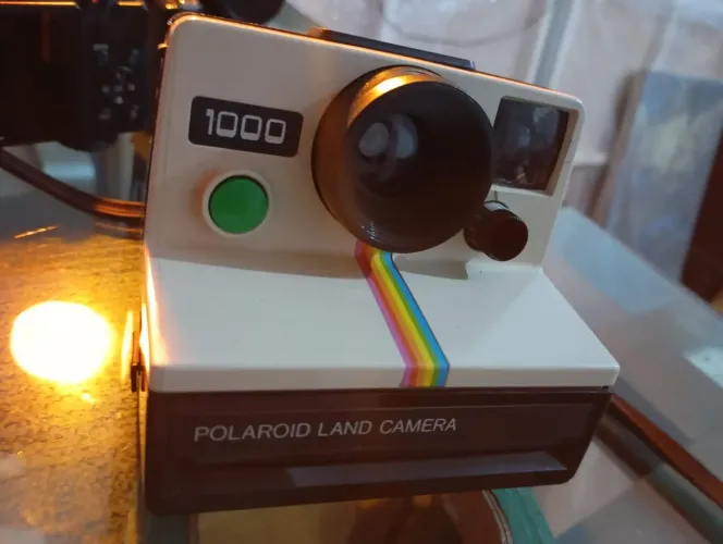 Câmera Polaroid original 1977 em estado de coleção