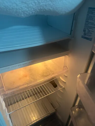 Vendo geladeira Electrolux RDE33 em ótimo estado