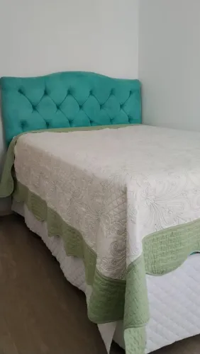 Cama casal com base modelo baú 