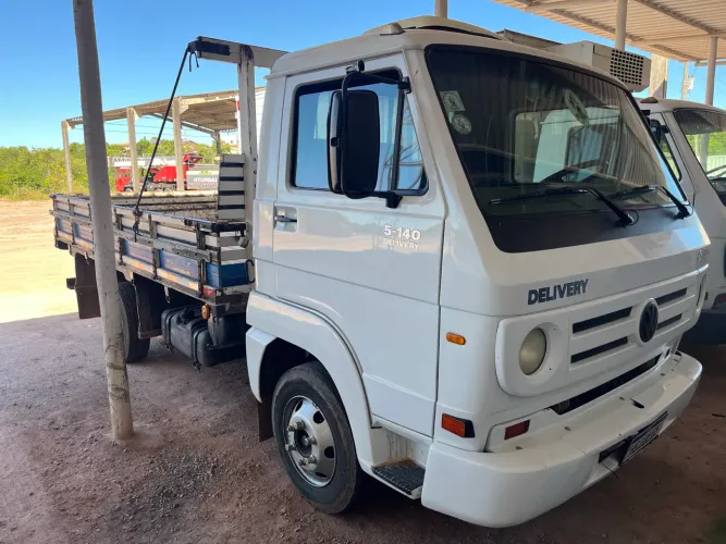 VW 5 140 delivery 3/4 carroceria 2006