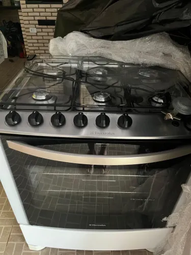 Fogão 6 bocas Electrolux