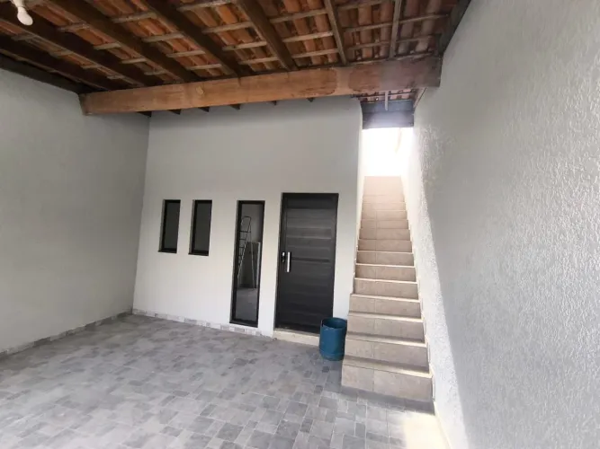 Troco com casa no litoral paulista,Vendo casa toda reformada,10 minutos da Toyota
