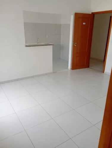 Vendo apartamento no Condomínio Alvorada I