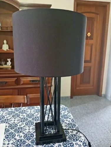 Abajur de Mesa Grande Preto - 65 cm