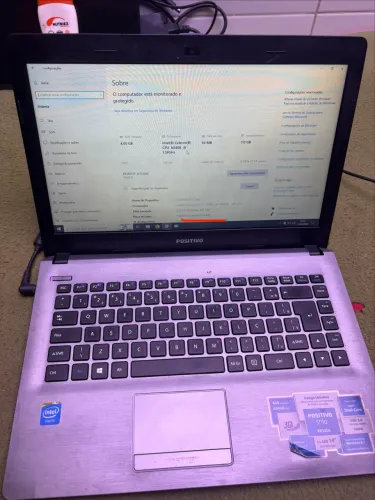 Notebook positivo em ótimo estado, com SSD