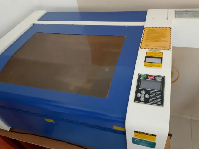 Máquina corte laser