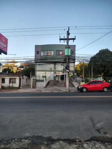 Loja para Aluguel LOJA TÉRREA COMERCIAL 390m2 c /vagas AV OTTO NIEMAYER Porto Alegre