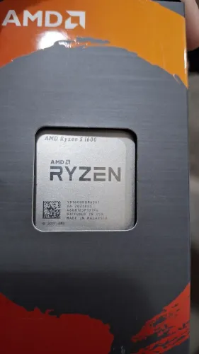 Amd Ryzen 5 1600 Yd1600bbm6iaf De 6 Núcleos E 3.6ghz