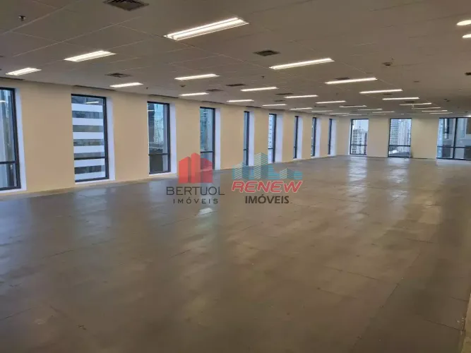 Conjunto para aluguel Edifício Birmann 31 em São Paulo