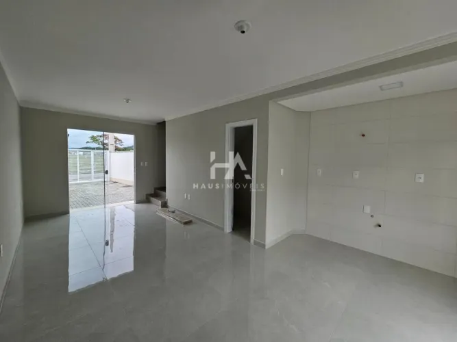 Casa residencial à venda com 70 m² e 2 dormitórios no bairro Três Rios do Norte