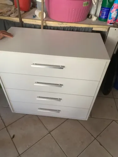 Cômoda / Prateleira 