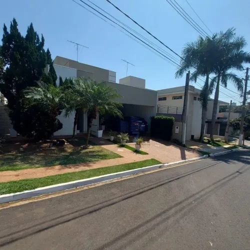 Casa com 3 Suítes no Condomínio Tivoli II Bauru  Piscina e Espaço Gourmet