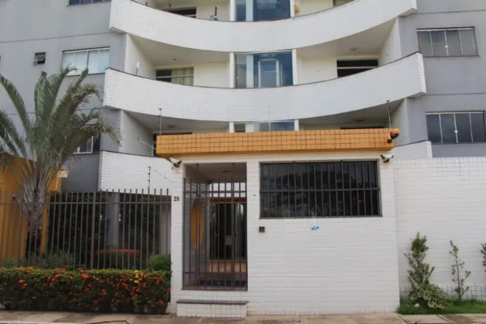 ALUGUEL: Apartamento Edf. Angra (2 quartos)