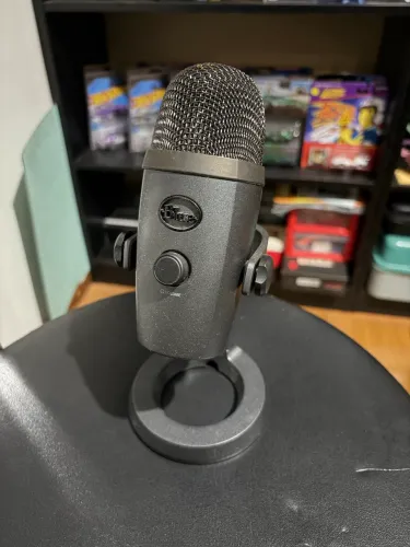 Microfone Blue Yeti Nano + adicionais