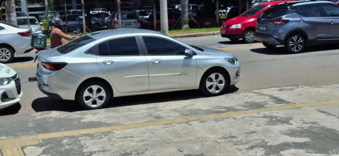 Chevrolet Onix Plus LT 1.0 12V Flex Mec. 4P 2020