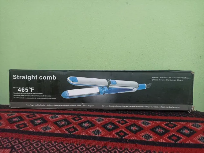 Prancha alisadora de aço inoxidável 127V