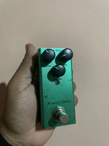 Pedal Delay analógico