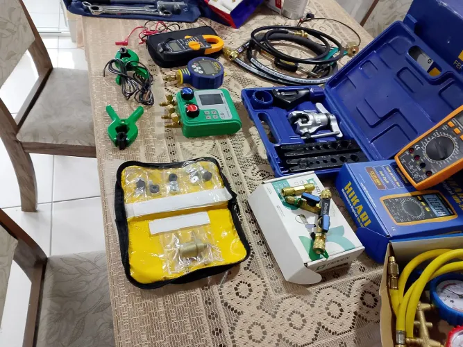 Equipamento para manutenção em refrigeração compreto