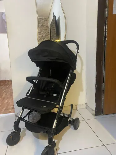 Carrinho Burigotto + canguru BabyBjorn 