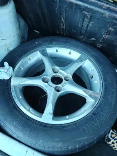 Pneu de carro