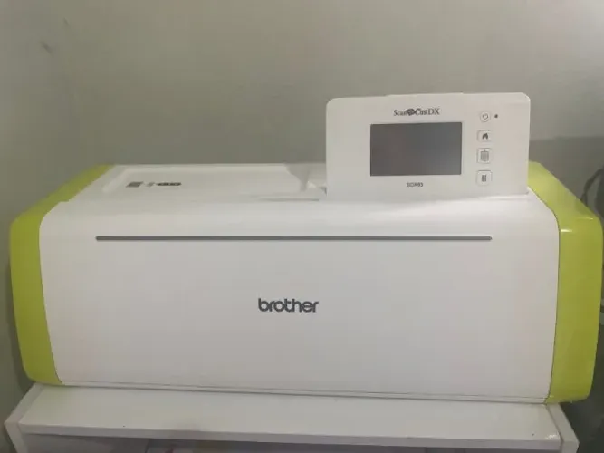 Máquina Recorte Scanner Brother Scanncut Sdx85 Bivot Verde (Usado - Funcionando)
