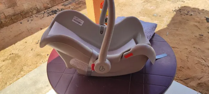 Bebê conforto e carrinho de bebê Galzerano
