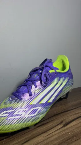 Chuteira Adidas Campo 