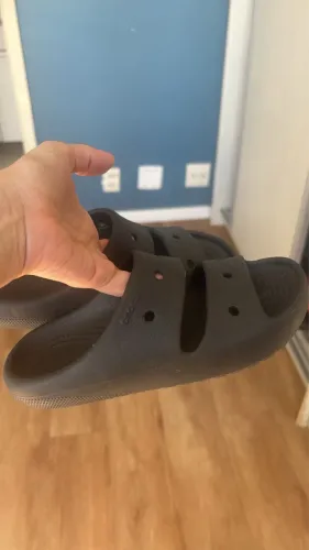 Sandália Crocs infantil