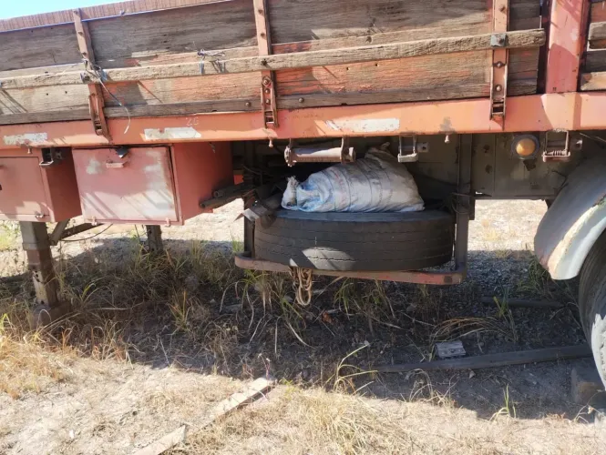 Carreta Carga Seca 