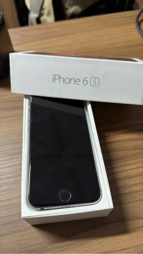 IPhone 14 Pro + Motorola A35 (brinde iPhone 6S)