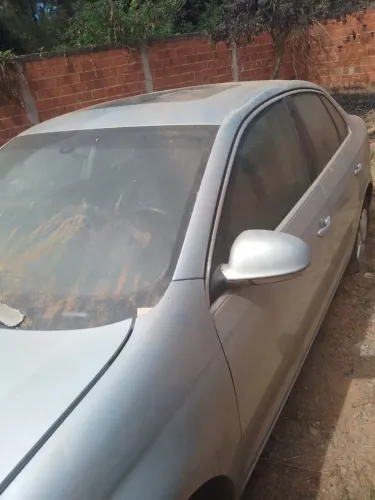 Vende se peças de jetta 2008