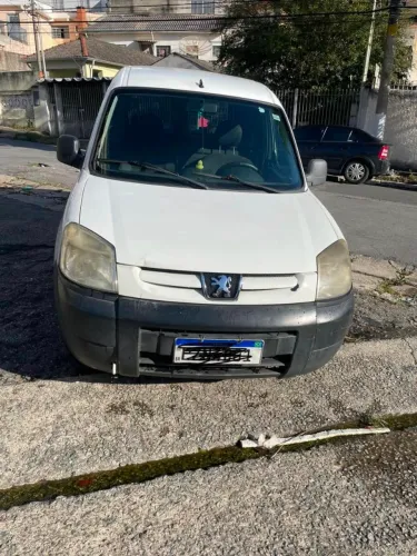 Peugeot Partner Van 1.6 Flex 16V 5P 2011