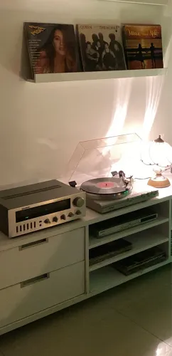 Conjunto Toca discos e amplificador