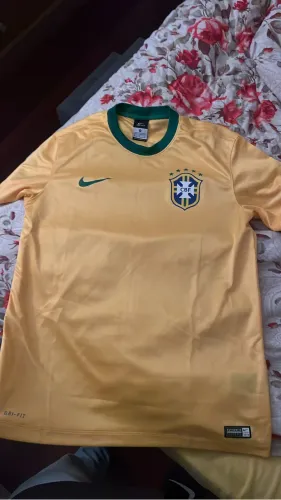 Camisa da seleção brasileira modelo 2014