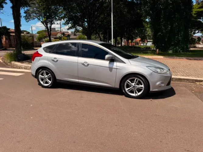 Ford Focus 2.0 16v/se/se Plus Flex 5P Aut. 2014